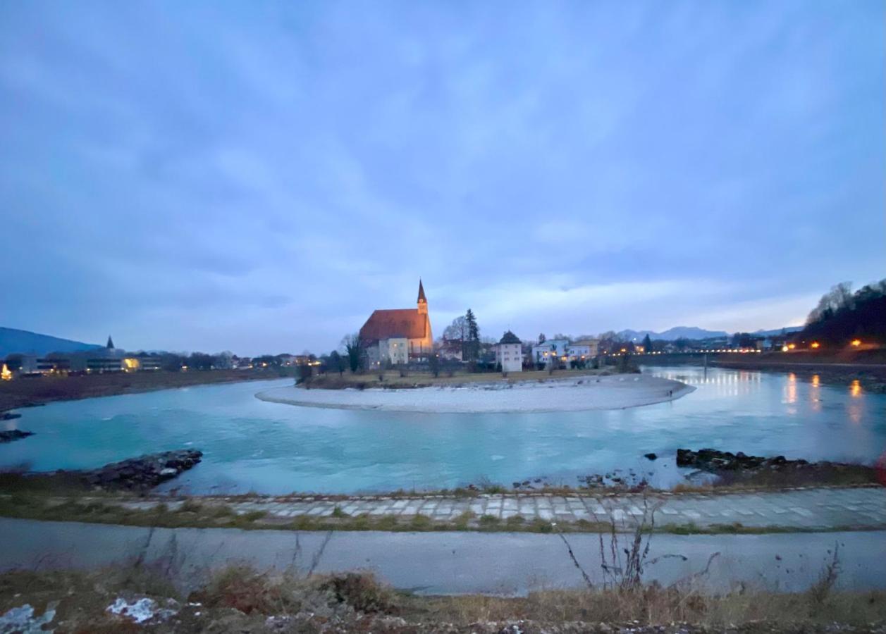 Ferienwohnung An Der Idyllischen Salzachschleife Naehe Salzburg Laufen Buitenkant foto