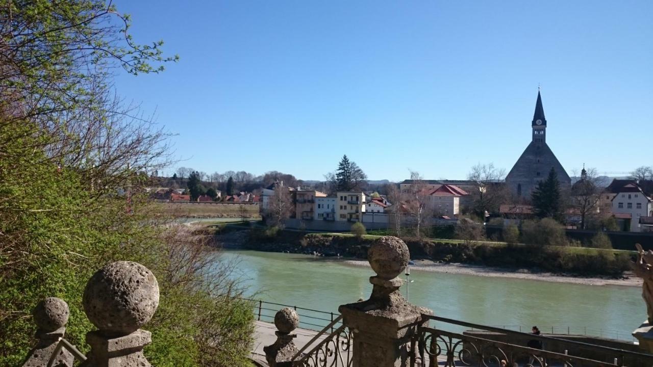 Ferienwohnung An Der Idyllischen Salzachschleife Naehe Salzburg Laufen Buitenkant foto