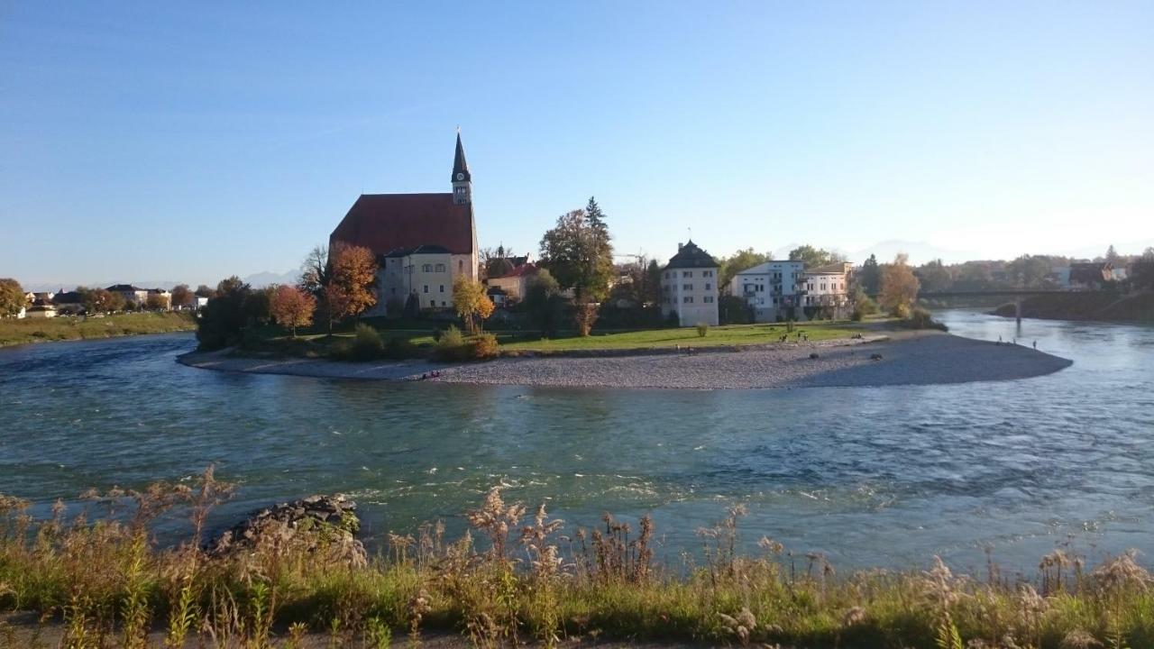 Ferienwohnung An Der Idyllischen Salzachschleife Naehe Salzburg Laufen Buitenkant foto